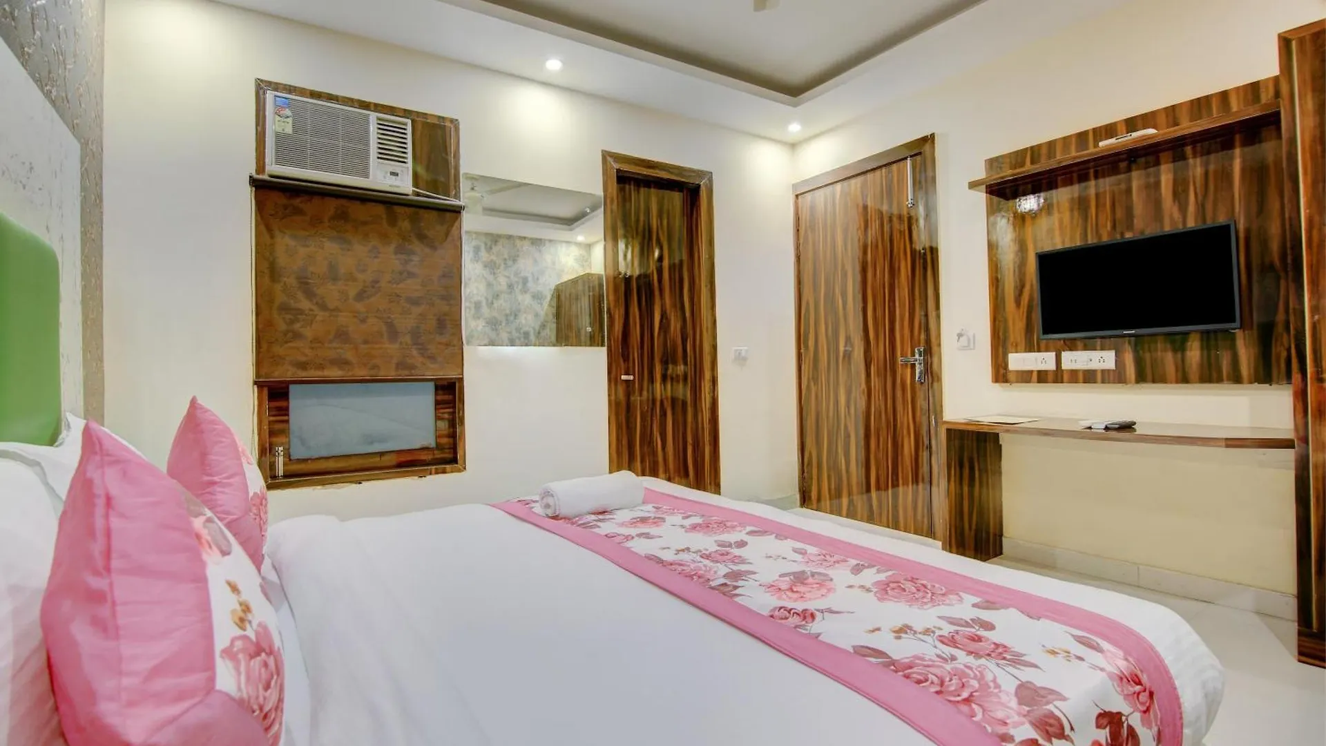 Hotel Smart Signature Neu-Delhi Indien