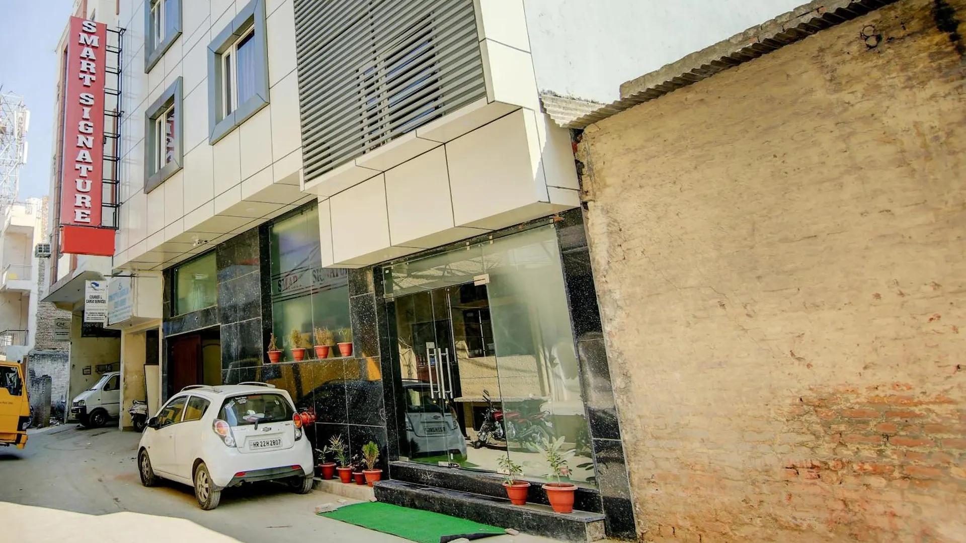 Hotel Smart Signature Neu-Delhi 4*,  Indien
