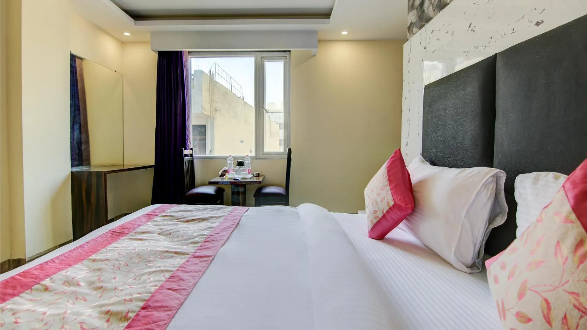 Hotel Smart Signature Delhi Airport New Delhi India